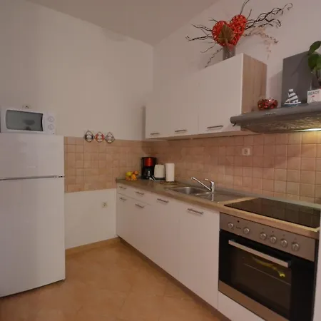 Antonia Nakic -stobrec *