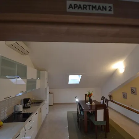 Antonia Nakic -stobrec * Split