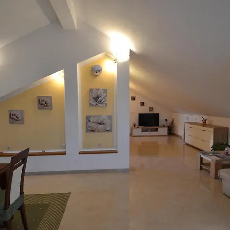 Antonia Nakic -stobrec * Split